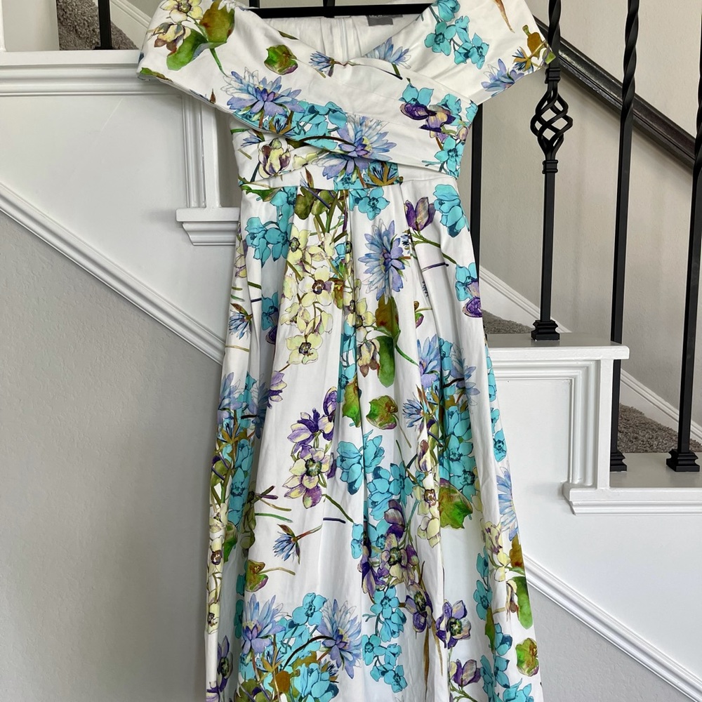 Midi dress - Picture 2 of 4